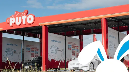 Автомойка PUTO с пасхальными украшениями.