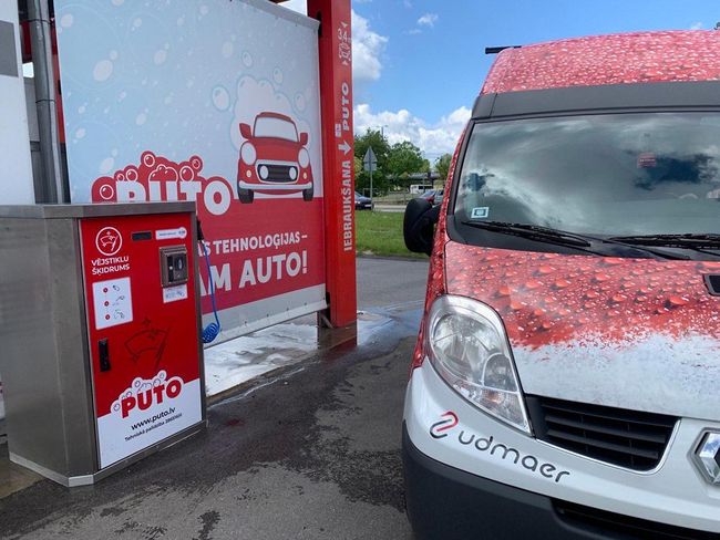 Windshield washer fluid dispenser at PUTO car wash.