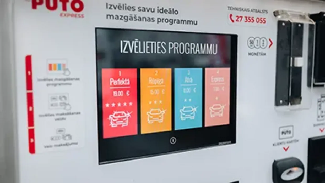 Digitālais adības panelis ar skārienjūtīgu ekrānu un izvēlnēm